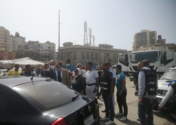 الشريف : وضع الباعة الجائلين "بمحطة مصر" هو وضع استثنائي