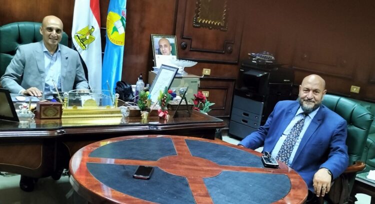 رئيس التحرير يكتب : الفخر بجامعة طنطا حق ، والتقدير لرئيسها وعميد التربيه الرياضيه واجب ولكن ؟.