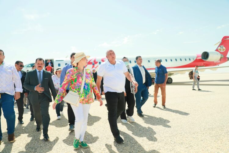 اعلان مدينة الخارجة أول مدينة صديقة للبيئة والمناخ