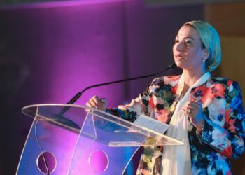 وزيرة البيئة تشارك في جلسة الطريق إلى COP27 وما بعده