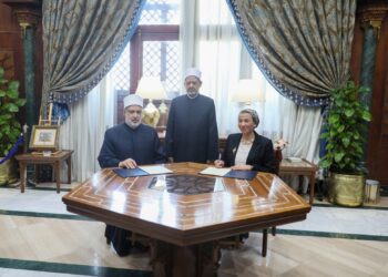 بروتوكول بين البيئة والأزهر الشريف لتعاون فى التوعية الأسرية والمجتمعية