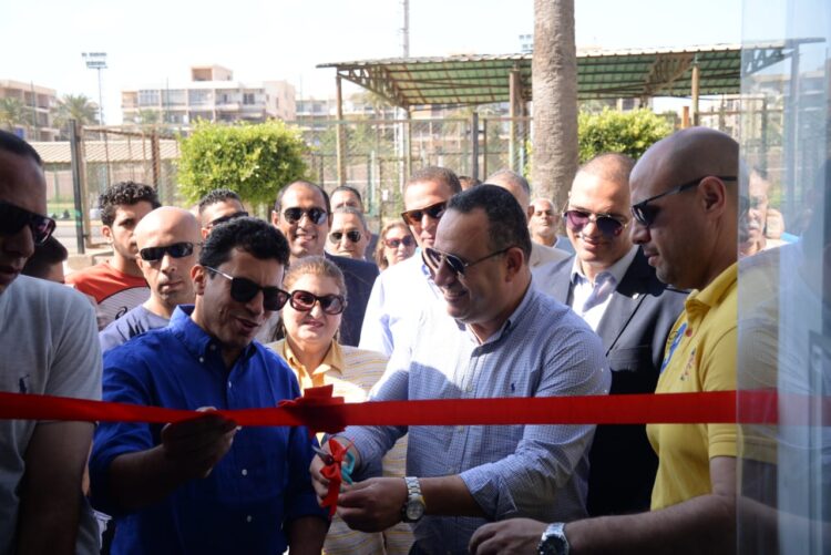 وزير الشباب والرياضة ورئيس جامعة الإسكندرية يشهدان إفتتاحات جديدة بكلية التربية الرياضية بأبو قير والحفل الختامى لمشروع البطل الأوليمبى لمرحلة الناشئين 1 وزير الشباب والرياضة ورئيس جامعة الإسكندرية يشهدان إفتتاحات جديدة بكلية التربية الرياضية بأبو قير والحفل الختامى لمشروع البطل الأوليمبى لمرحلة الناشئين