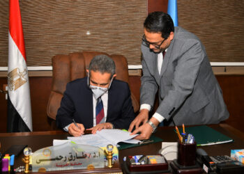 محافظ الغربية يعتمد نتيجة الدور الأول للشهادة الإعدادية للعام الدراسي ٢٠٢٢/٢٠٢١ .