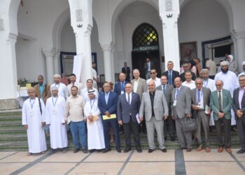 الرباط.. الدكتور محمد الدرويش يبرز دور اللسانيات في تحقيق التنمية