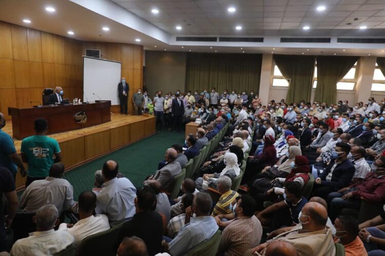 وزيرالنقل يلتقي بالعاملين في بعض شركات الشركة القابضة للنقل البري والبحري والشركة القابضة للطرق والكباري والشركة المصرية لإدارة وتشغيل مترو الأنفاق