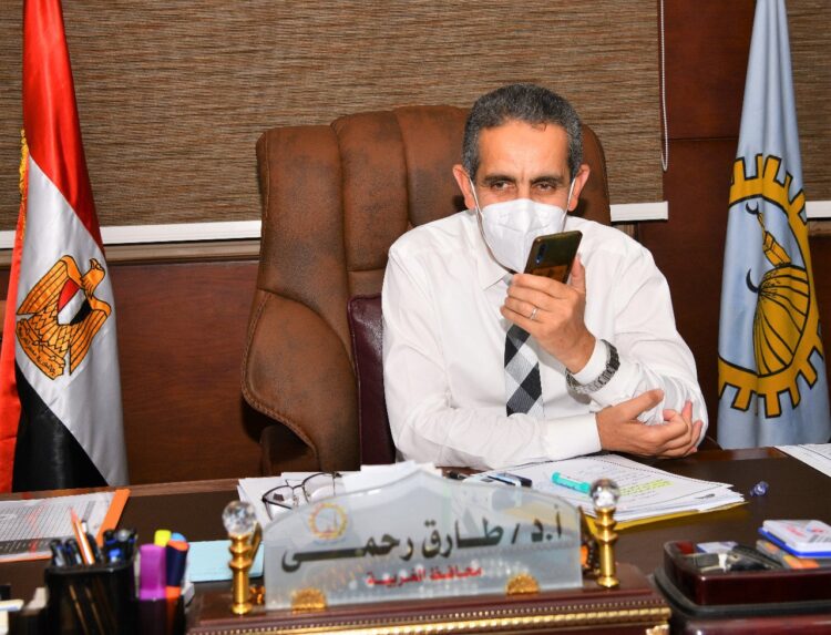 محافظ الغربية يهنئ الأولى على مستوى الجمهورية في الثانوية الأزهرية 1 محافظ الغربية يهنئ الأولى على مستوى الجمهورية في الثانوية الأزهرية