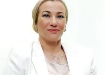 وزيرة البيئة فى المنتدى الاقتصادى : الطاقة المتجددة رابط أساسى بين الأمن الغذائي والمياه