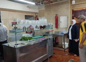 حملات مكبرة للرقابة علي الأسواق وإزالة الاشغالات بأحياء الإسكندرية