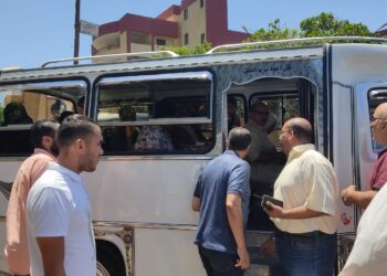 محافظ الإسكندرية يشدد على استمرار تكثيف الحملات الرقابية على المواقف ومحطات الوقود