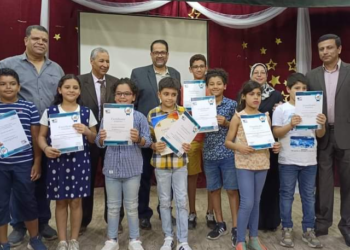 وكيل وزارةالتعليم بالغربيه  يشهد حفل تكريم طلاب اديوميتر مصر بمسرح المديرية