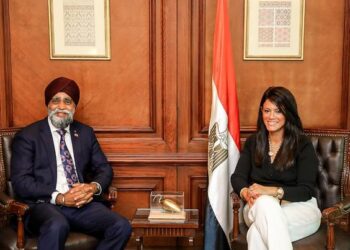 المشاط تبحث مع وزير التنمية الدولية الكندي التعاون المشترك في مجالات تمكين المرأة والأمن الغذائي وتمويل المناخ 1 المشاط تبحث مع وزير التنمية الدولية الكندي التعاون المشترك في مجالات تمكين المرأة والأمن الغذائي وتمويل المناخ