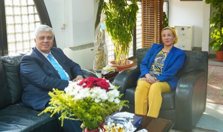 وزيرا البيئة والتعليم العالى يناقشان استعدادات مصر لمؤتمر تغير المناخ COP27