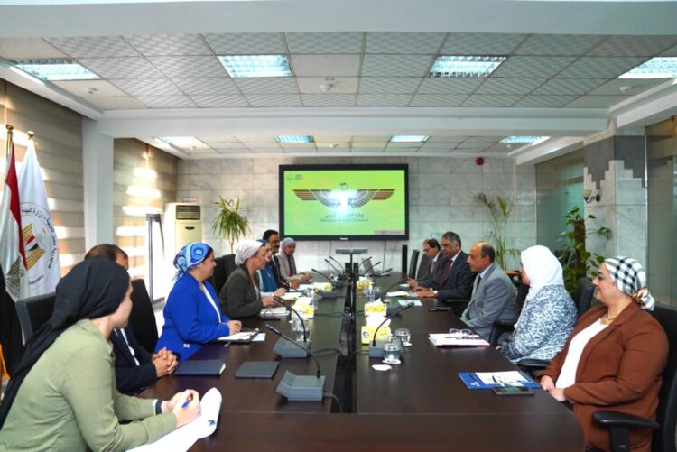 تعاون بين  البيئة والطيران المدنى إستعدادا لإستضافة قمة المناخ cop27