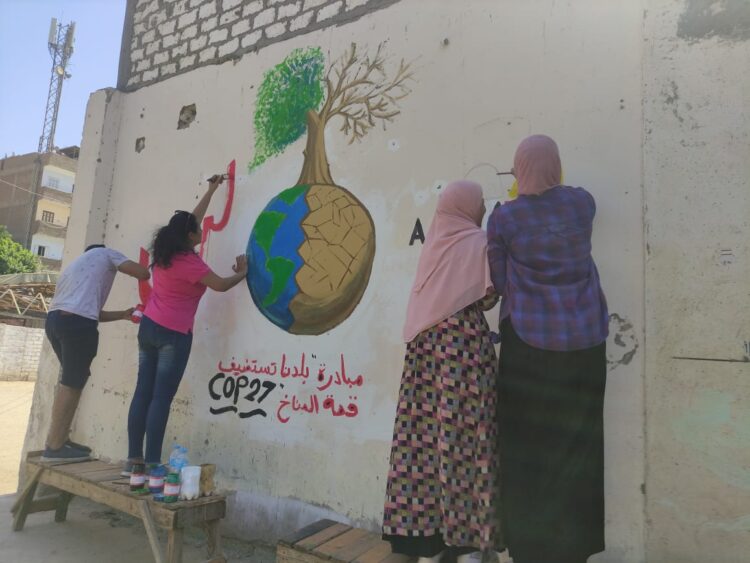 ندوات وعروض مسرحية وجرافيك للتوعية بالتغيرات المناخية بأسيوط