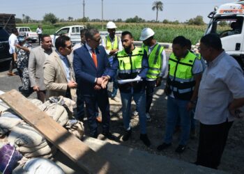محافظ الفيوم يتفقد الأعمال النهائية لتوسعة وتطوير مدخل المدينة الرئيسي