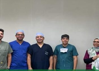 مستشفيات قنا الجامعية تساهم في إنقاذ حياة مريضة تعاني من غرغرينا في المستقيم