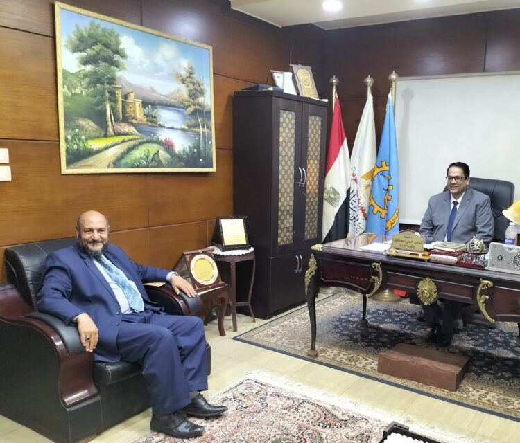 آل الشاذلـى يهنئون المهندس ناصر حسن بتجديد الثقه وكيلا للتعليم بالغربيه .