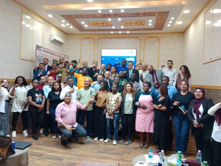 “الكتاب الأفارقة ” يشيد بمجمع عمال مصر .. ويطالب حكوماته بالإستفادة من خبراته .