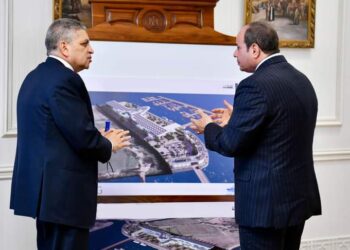 الرئيس السيسي يتابع مشروعات ونشاط هيئة قناة السويس ومعدلات حركة الملاحة بها خلال العام “٢٠٢١ – ٢٠٢٢ “