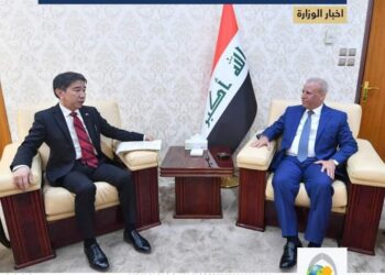 وكيل وزارة الخارجية العراقي للشُؤُون مُتعددة الأطراف والشُؤُون القانونيَّة يستقبل السفير اليابانيّ لدى العراق