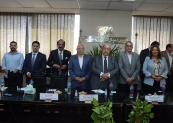 جمعية رجال الأعمال تتعاون مع «إكسبولينك» لإصدار «وثيقة نمو الصادرات»