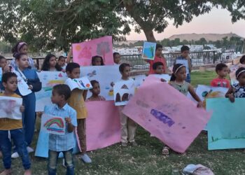 «هيا نرسم من أجل المناخ» ورشة تدريبية لأطفال عزبة المصري باسوان