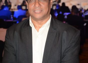 خبير : سويعات قليلة ويكشف الستار عن أهم دورة "للعمل العربي"وإشكالية التمديد للمدير العام أو الالتزام بدستور الجامعة