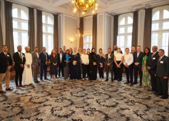 حملة في بريطانيا وألمانيا لترويج السياحة العمانية والتعريف ببرنامج “كأس العالم”