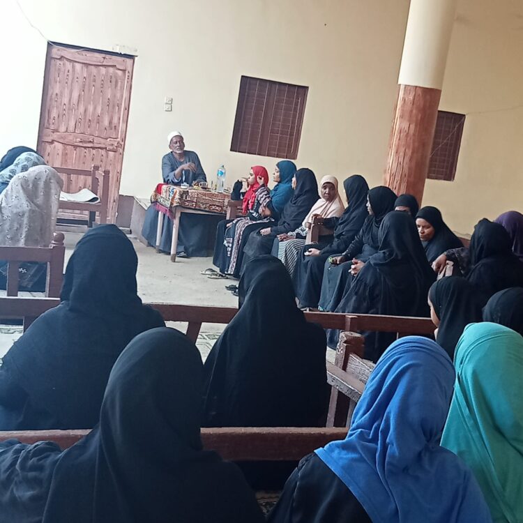 بالتعاون مع المجلس القومي للمرأة بأسوان ندوة دينية للحفاظ على البيئة 1 بالتعاون مع المجلس القومي للمرأة بأسوان ندوة دينية للحفاظ على البيئة