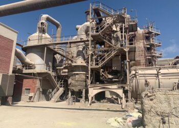 بروتوكول تعاون بين البيئة ومركز الالتزام البيئي لدعم الصناعات الصغيرة