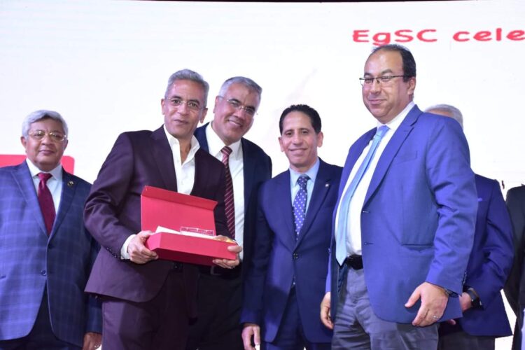 بالصور .. تنصيب «محمد ثروت وصبري فواز» كسفراء في يوم القلب العالمي