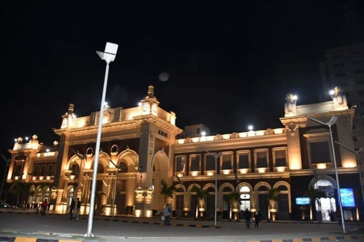 السكة الحديد : تزامناً مع الانتهاء من تطوير  برج اشارات الاسكندرية… عودة بعض القطارات للقيام من محطة الاسكندرية