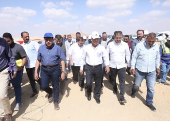 وزير النقل : تدشين الخط الأول من شبكة القطار الكهربائي السريع خلال مؤتمر المناخ الشهر القادم