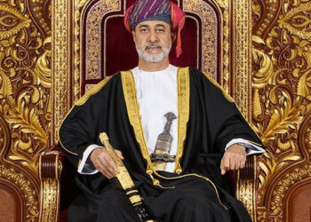 سلطان عمان يعتمد عام 2050 موعدا لتحقيق الحياد الصفري الكربوني