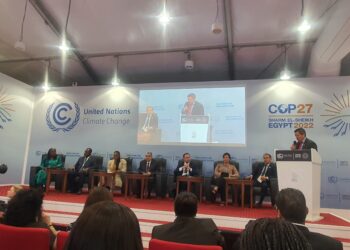 د محمد شاكر وزير الكهرباء والطاقة المتجددة اطلق مبادرة من أجل انتقال عادل للطاقة في إفريقيا