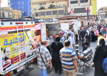 محافظ الغربية : مستمرون في توفير كافة السلع بأسعار مناسب في 445 منفذ