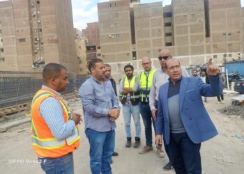 وزير الإسكان يتابع الموقف التنفيذي لمشروع محور عمرو بن العاص الحر بمحافظة الجيزة