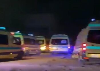 الصحة: الدفع ب5 سيارات إسعاف لموقع انهيار عقار بمنطقة إمبابة