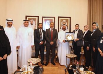 غرفة الشارقة تستقبل وفدا من الغرفة التجارية المصرية بالإسكندرية