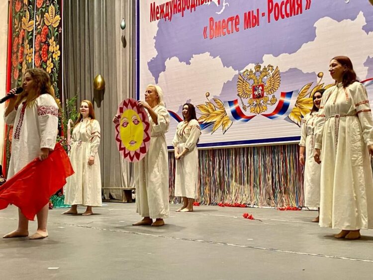 إحتفالية فنية في عيد “الثقافة الروسية “