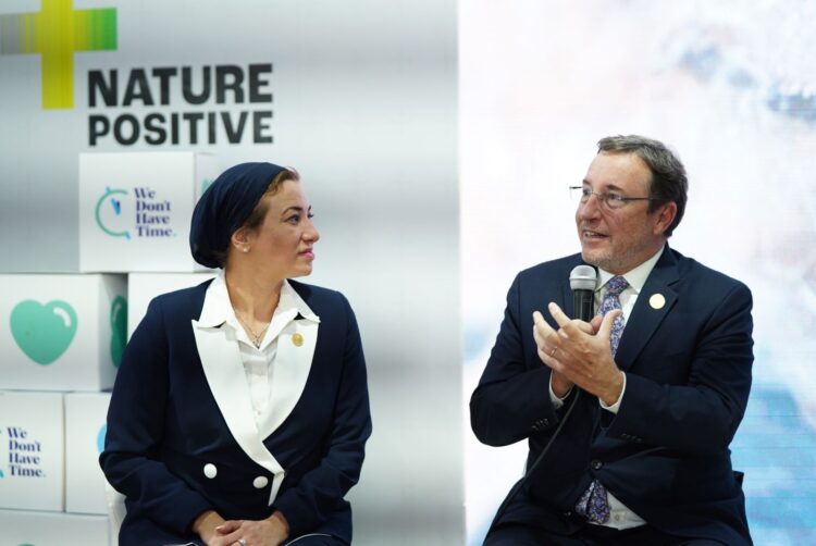 وزيرة البيئة المنسق الوزارى ومبعوث مؤتمر المناخ cop27 ترافق رئيس مجلس الوزراء بجولته فى الجناح المصرى بالمنطقة الزرقاء 1 وزيرة البيئة المنسق الوزارى ومبعوث مؤتمر المناخ cop27 ترافق رئيس مجلس الوزراء بجولته فى الجناح المصرى بالمنطقة الزرقاء