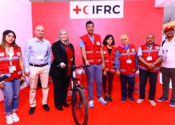 وزيرة التضامن الاجتماعي تتابع  جهود الهلال الاحمر المصرى خلال مؤتمر  أطراف اتفاقیة الأمم المتحدة الإطاریة بشأن تغیر المناخ “27-COP”بشرم الشيخ