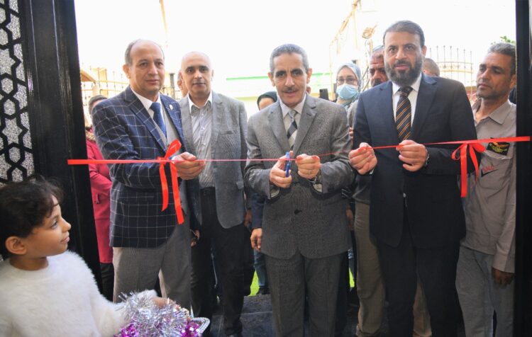 محافظ الغربية يفتتح وحدة الغسيل الكلوي بقرية تلبنت قيصر بمركز طنطا 1 محافظ الغربية يفتتح وحدة الغسيل الكلوي بقرية تلبنت قيصر بمركز طنطا