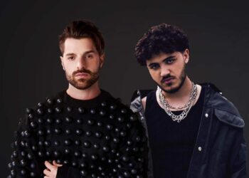 عصام النجار يؤدي النسخة العربية لأغنية هيدلايتس العالمية