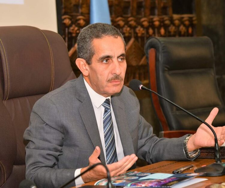 محافظ الغربية في اجتماعه برؤساء المراكز والأحياء يوجه بالمتابعة اليومية للمشروعات القومية 1 محافظ الغربية في اجتماعه برؤساء المراكز والأحياء يوجه بالمتابعة اليومية للمشروعات القومية