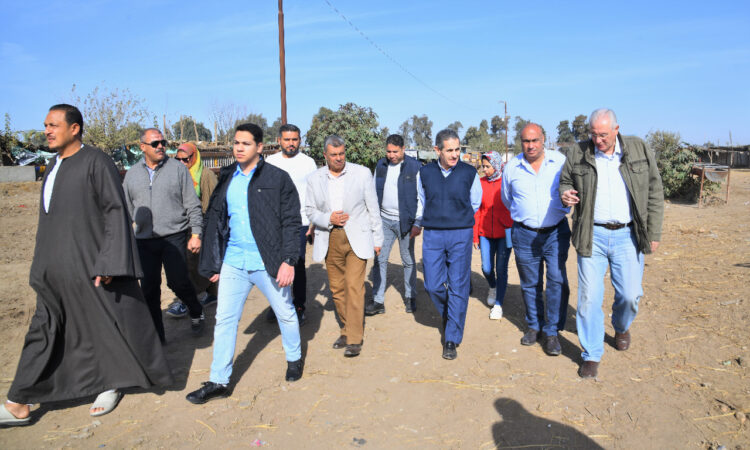 محافظ الغربية يتفقد مشاريع الرصف والتطوير بطنطا وكفر الزيات 1 محافظ الغربية يتفقد مشاريع الرصف والتطوير بطنطا وكفر الزيات