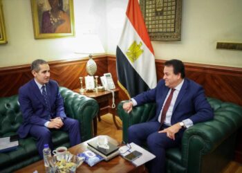 وزير الصحة يستقبل محافظ الغربية لمتابعة معدلات الإنجاز بالمشروعات الصحية بالمحافظة