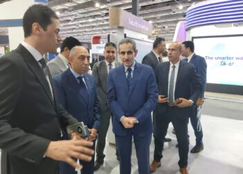 محافظ الغربية يتفقد معرض القاهرة الدولي للتكنولوجيا