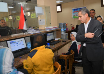 رحمي يقيل رئيس المركز التكنولوجي بزفتى ويشيد بالأداء في مركز السنطة