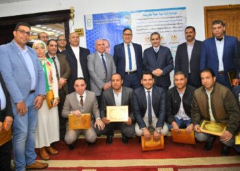 محافظ الغربية في جولة تفقدية بشركة مياه الشرب والصحي بالغربية